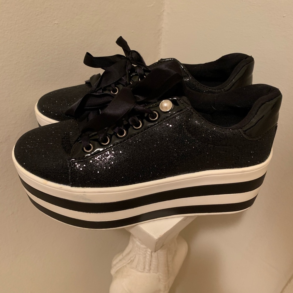 Shoes 40